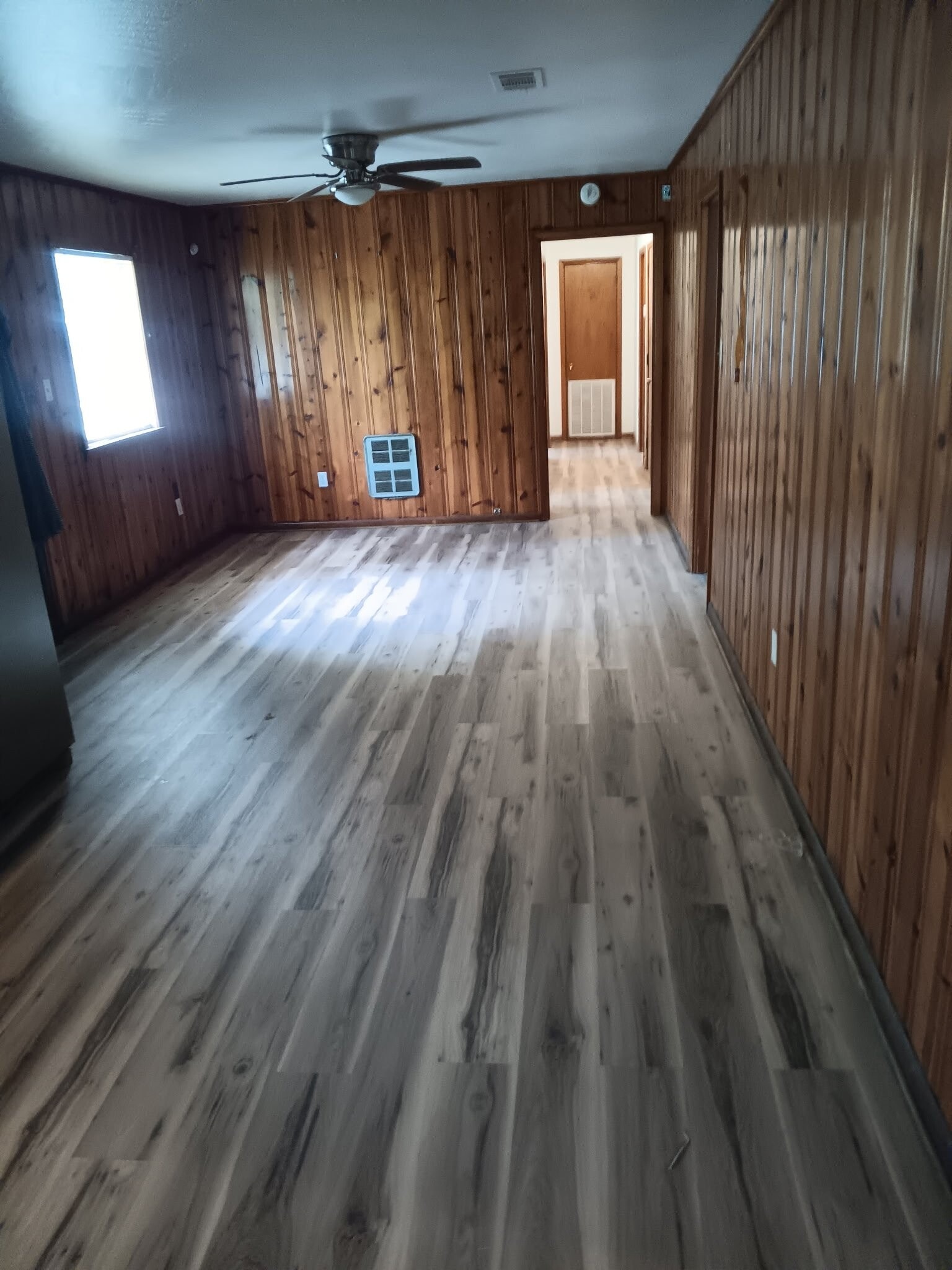 Building Photo - 3121 Suncrest Dr