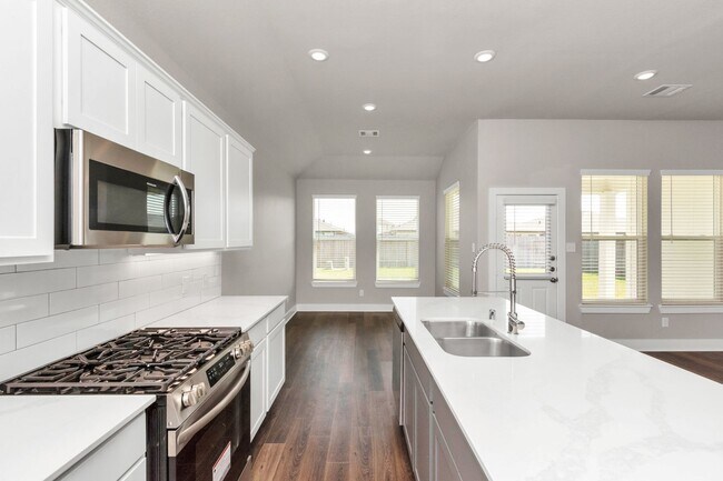 Building Photo - Welcome to the Sycamore – Style, Space & Simplicity All in One