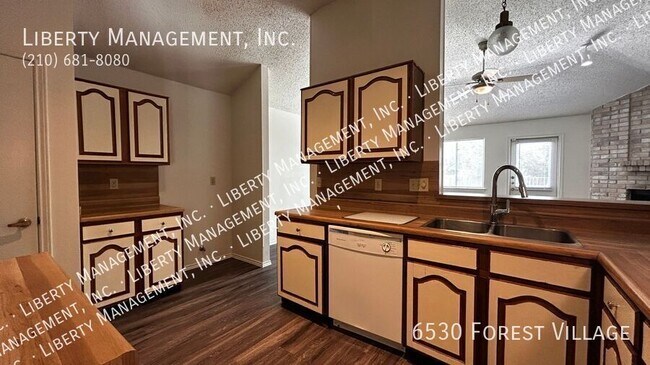 Building Photo - 6530 Forest Village