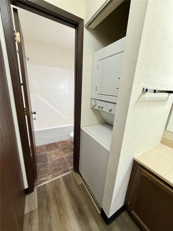 Building Photo - 145 Ashley Dr