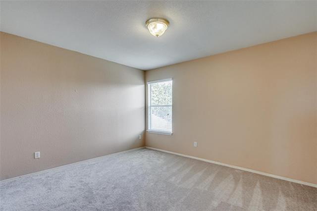 Building Photo - 3408 Oleander Dr
