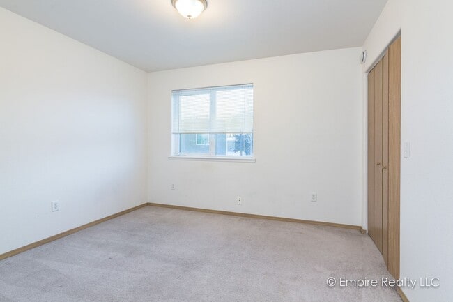 Building Photo - 4773 Glasgow Dr