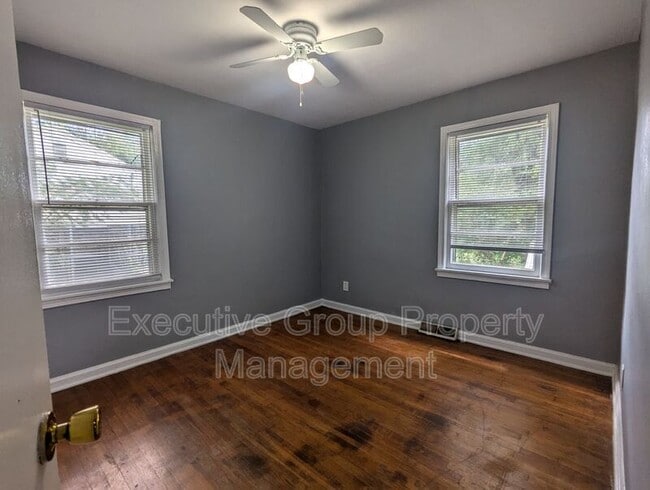 Building Photo - 403 Lee Rd