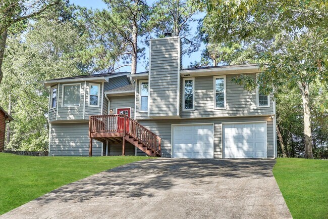 Building Photo - 2643 Laurel View Dr
