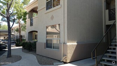 Building Photo - 1-Bedroom Condo in the Heart of Scottsdale!