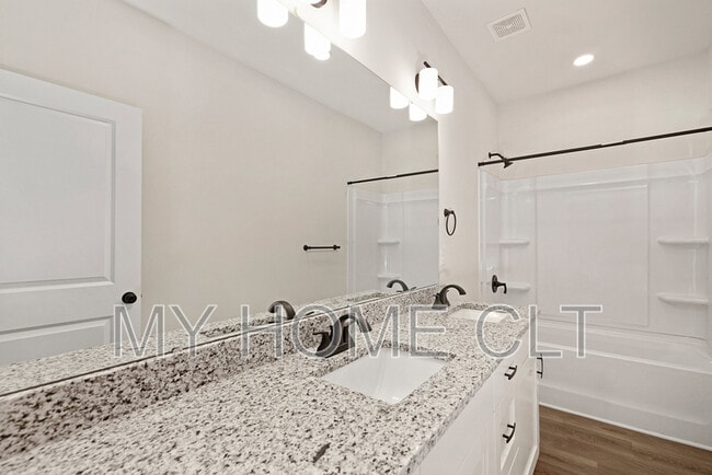 Building Photo - 2309 Ellen Ave