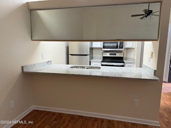 Building Photo - 3554 Rain Forest Dr W
