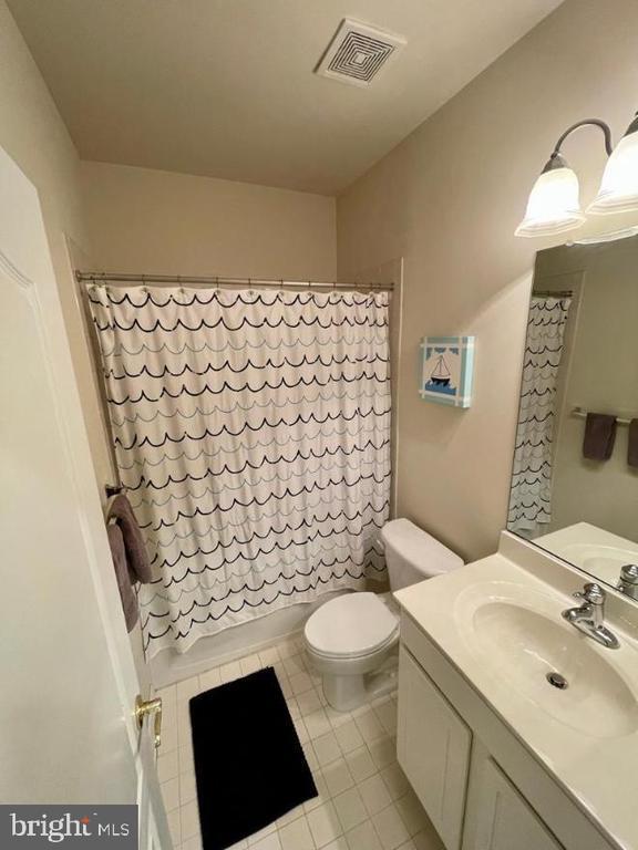 Building Photo - 4207 Talon Dr