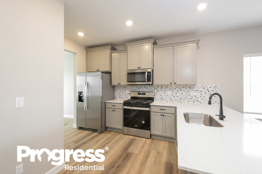 Building Photo - 9496 Yampa Ct