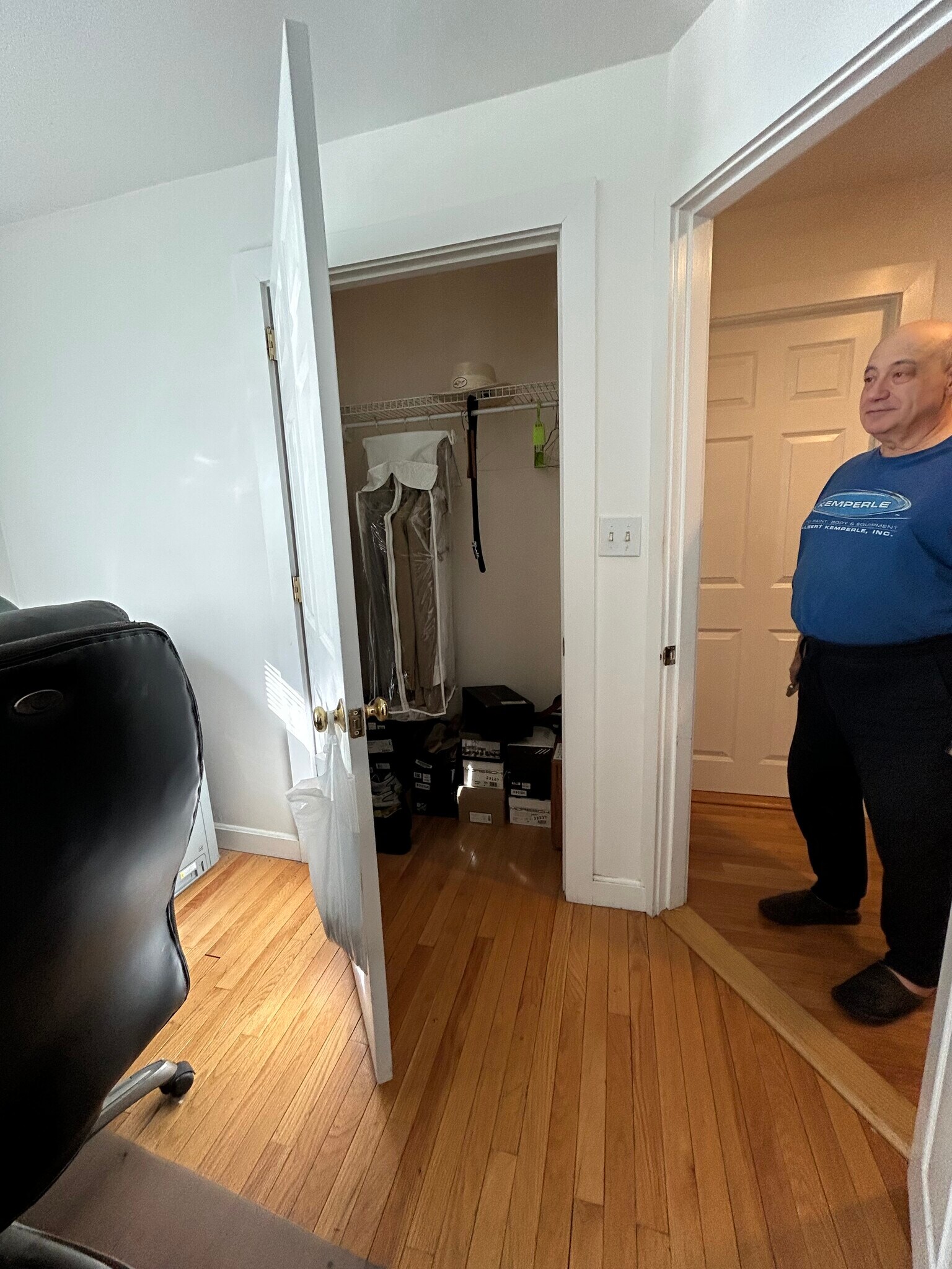 Building Photo - 22 Broadlawn Park