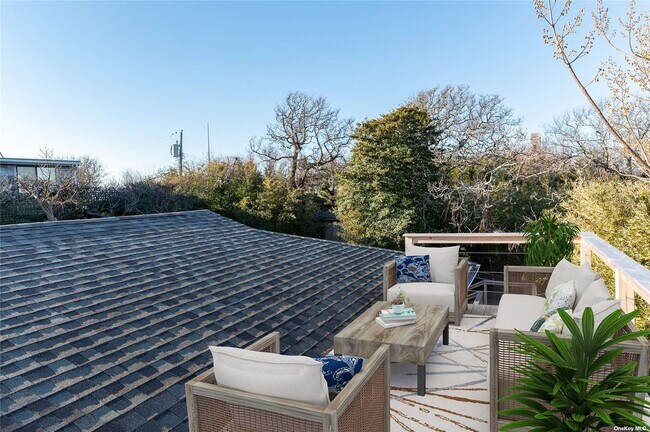 Building Photo - 317 Sky Walk