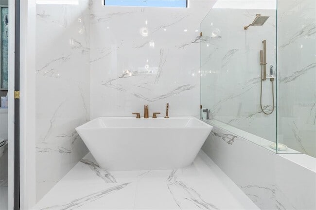 Building Photo - 9474 Melody Cir