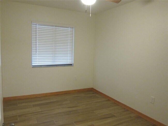 Building Photo - 7023 SW 21st Ln