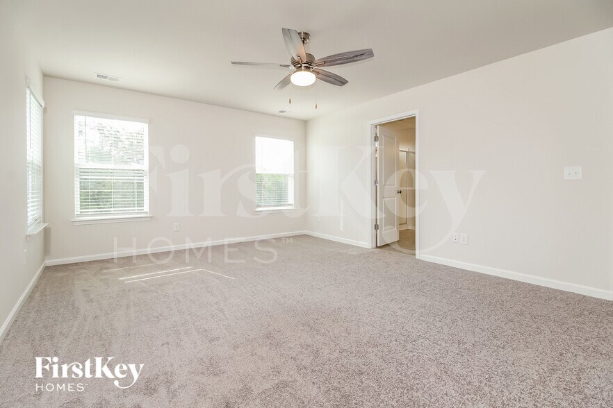 Building Photo - 212 Ashborne Ln