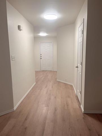 Building Photo - 1810 Oak Hl Dr