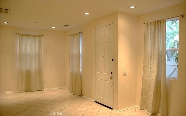 Building Photo - 12259 Chantrelle Dr