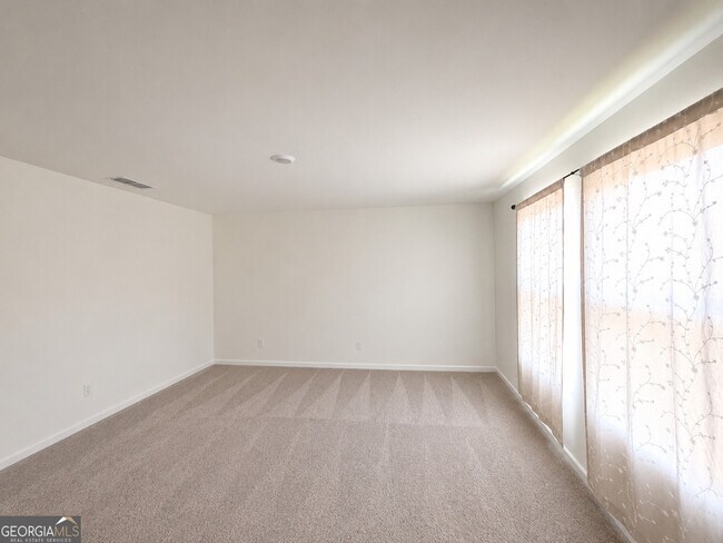 Building Photo - 125 CHESAPEAKE BAY Dr N