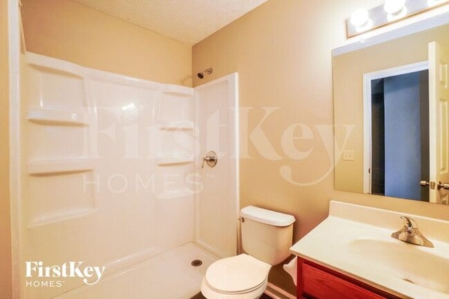 Building Photo - 2775 Cross Creek Ave