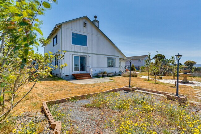 Building Photo - 5370 Bay Pointe Ct