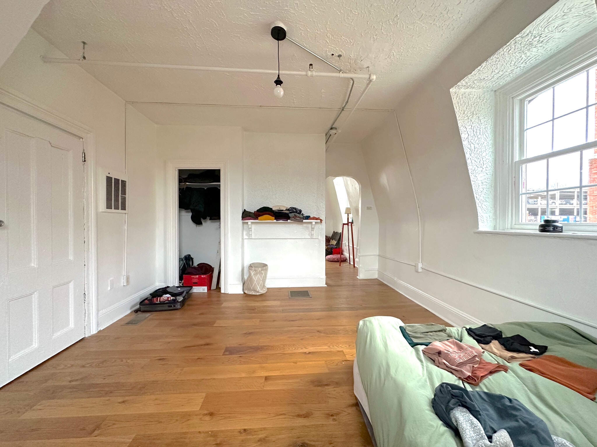 Building Photo - 58 Dubois St