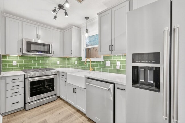 Building Photo - 209 Dockside Ct