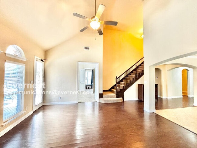 Building Photo - 604 Knightsbridge Ln