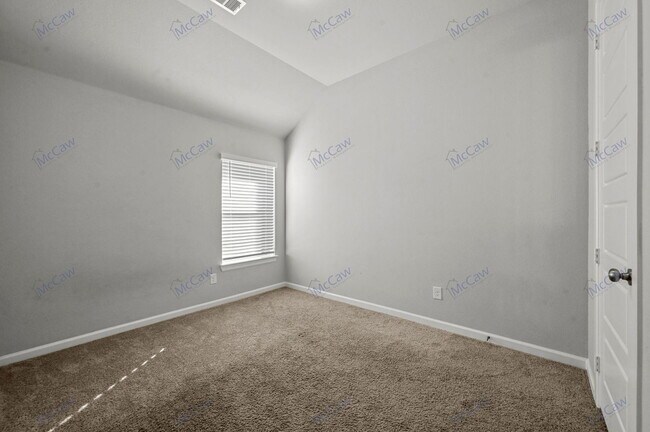 Building Photo - 9616 Oxbow Ln