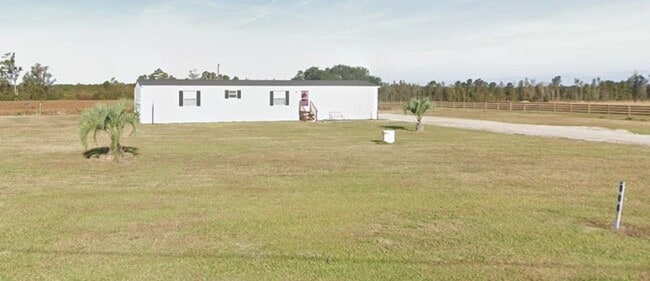 Primary Photo - 866 S Creek Rd