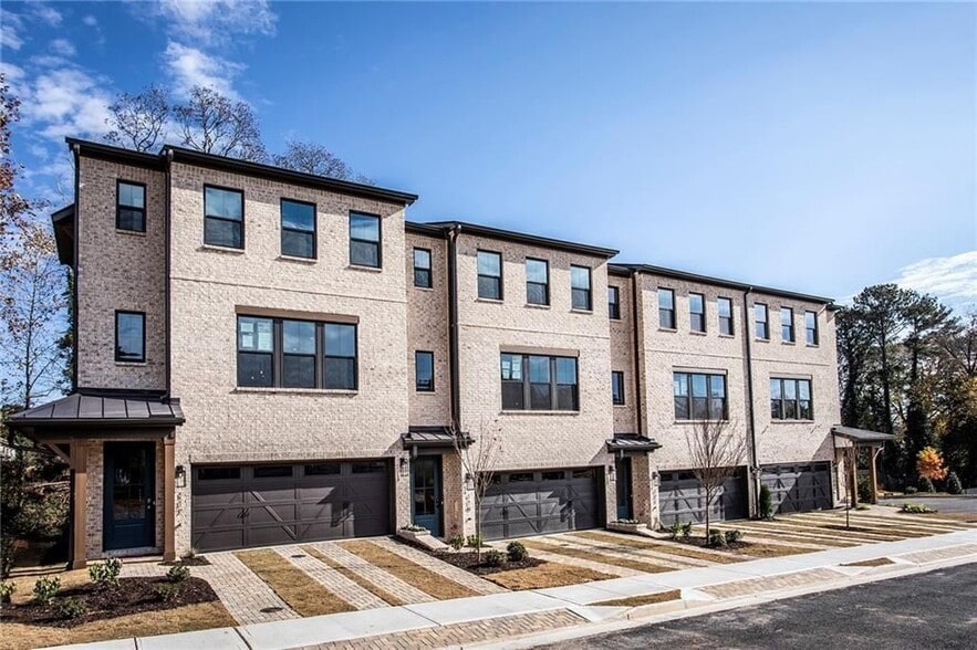 Building Photo - 119 Bridgecrest Rd