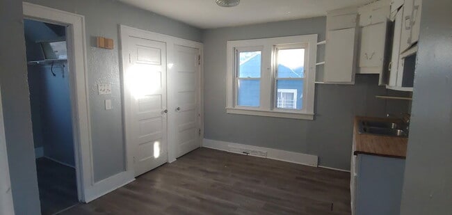 Building Photo - 4738 N 20th St