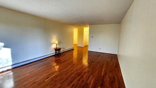 Building Photo - 2331 Ogden Ave