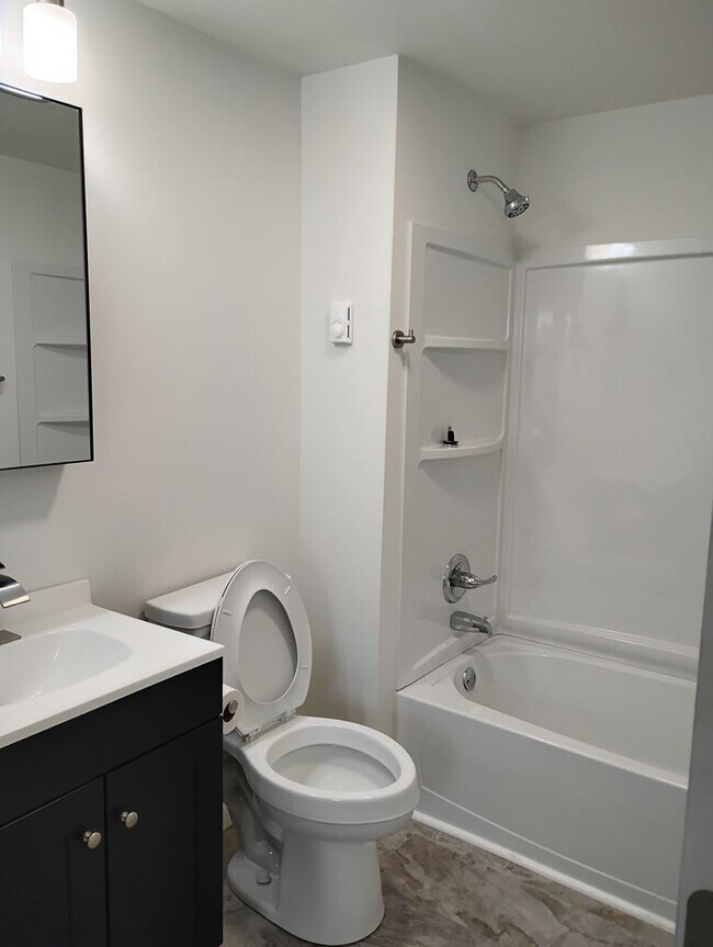 Building Photo - 150 McCauley Ave