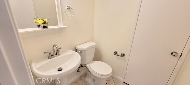 Building Photo - 7843 Danner Ct