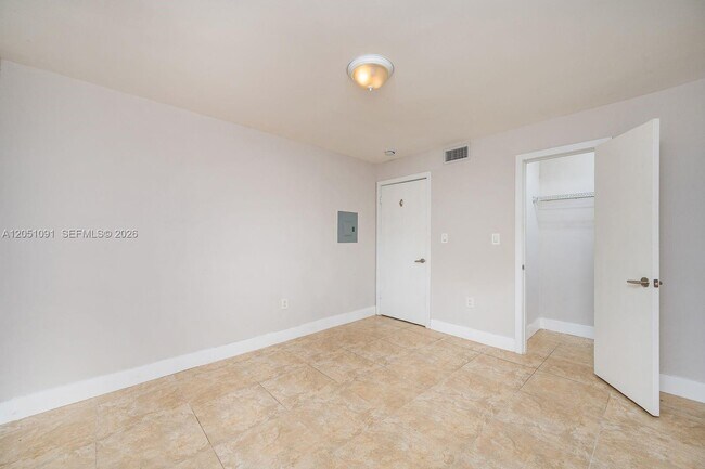 Building Photo - 15560 SW 104th Terrace