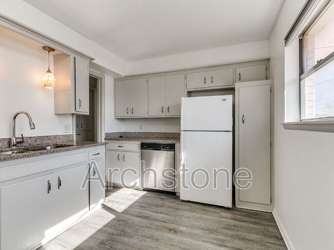 Building Photo - 4506 NW 26th St