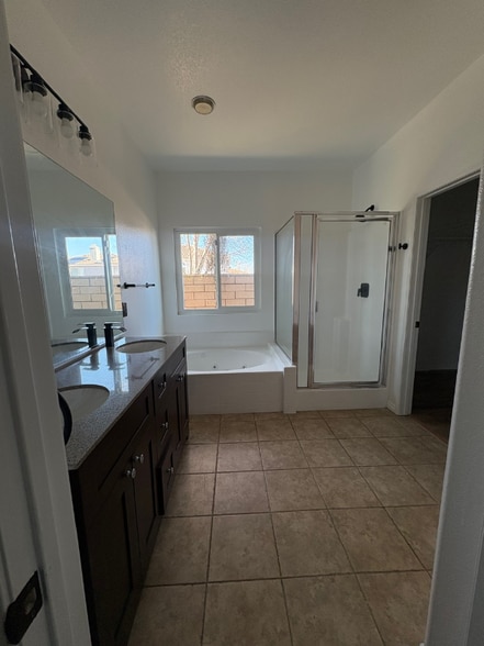 Building Photo - 14130 Gaucho Ct