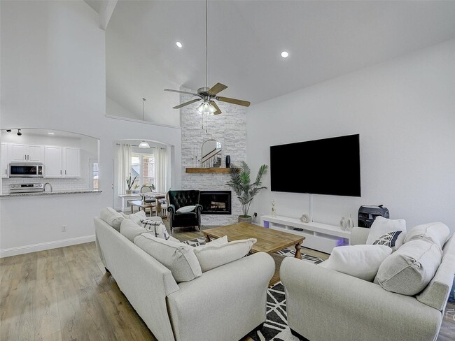 Building Photo - (1 Month Free with 16-Month Lease) Updated 3BR/2.5BA Home with Fireplace & Open Layout