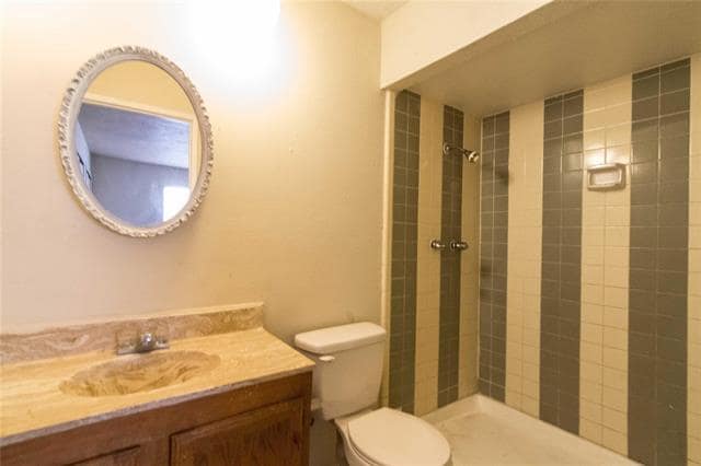 Building Photo - 617 Via Del Sur