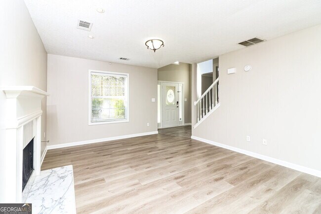 Building Photo - 2915 Dogwood Creek Pkwy NW