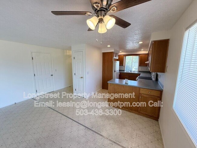 Building Photo - 4526 Campbell Dr SE