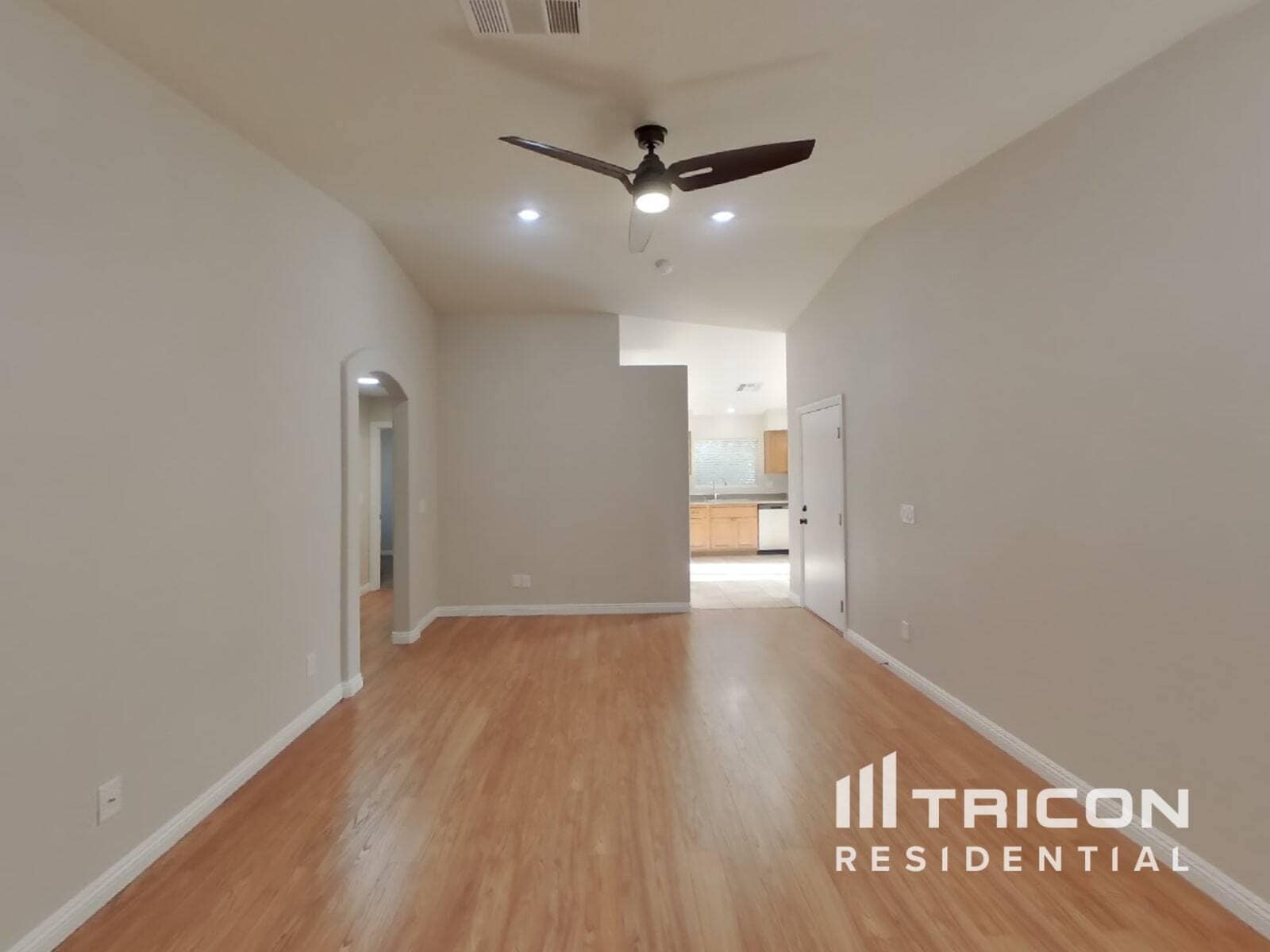 Building Photo - 9220 Candilela Ct