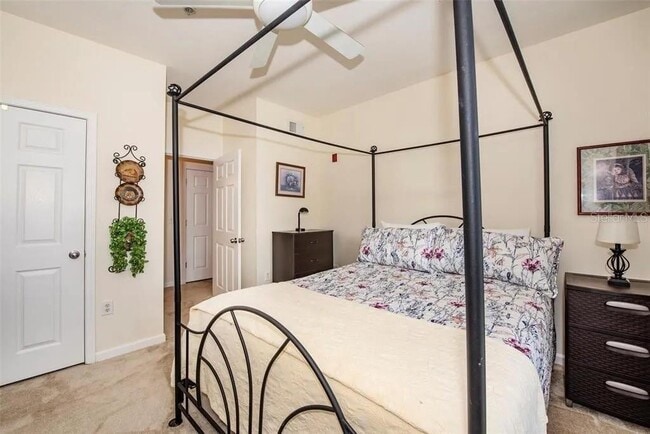 Building Photo - 4802 51st St W