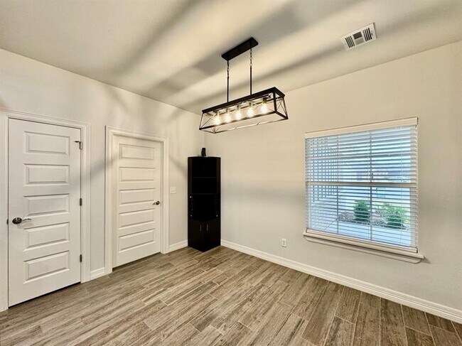 Building Photo - 8501 NW 109th Terrace