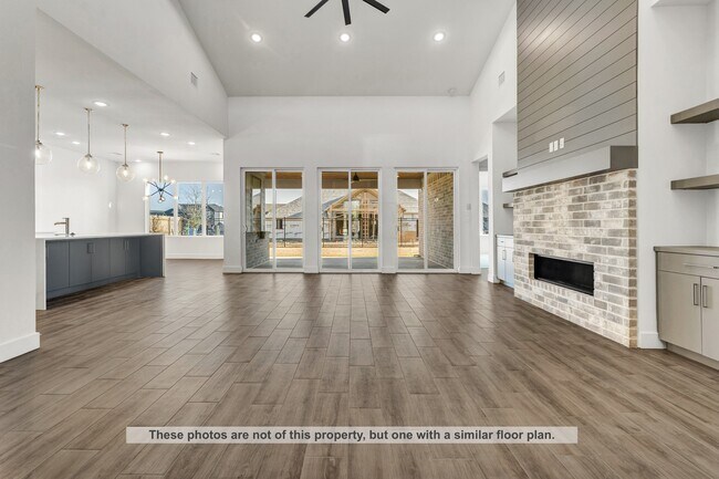 Building Photo - 4800 White Ash Ct