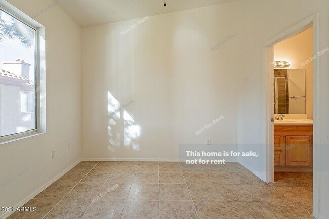 Building Photo - Premium Luxury 2 Bed 2 Bath condo with nicel view!!