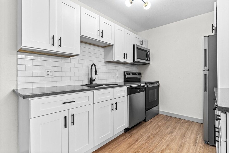 Interior Photo - The Raphael