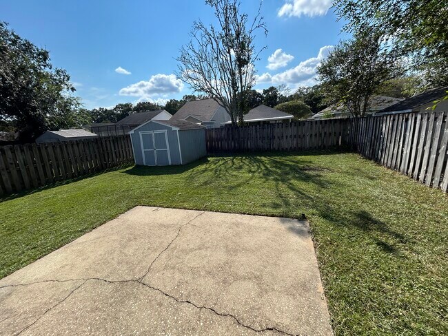 Backyard - 1311 Jasper St