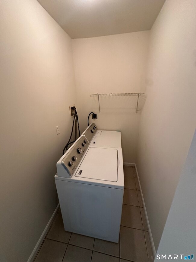 Building Photo - 231 Spring St