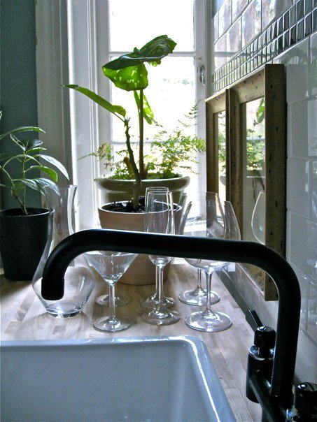 Sink and kitchen window - 2948 Albemarle St NW