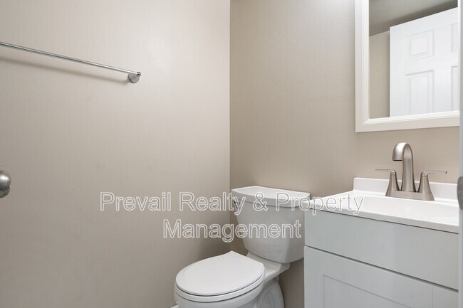 Building Photo - 4412 Pepper Dr